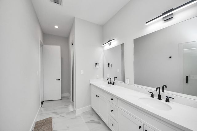 3419 Arlington Street, Houston, TX 77018