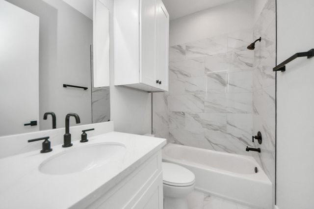 3419 Arlington Street, Houston, TX 77018