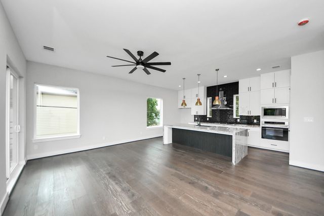 3419 Arlington Street, Houston, TX 77018