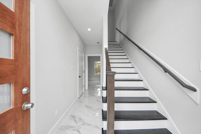 3419 Arlington Street, Houston, TX 77018