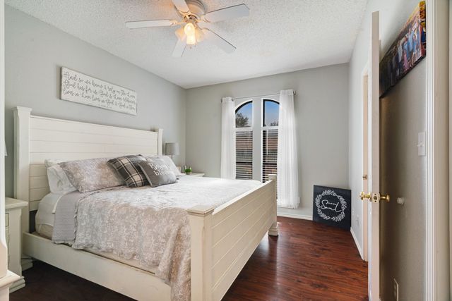 3035 Briarwood Drive, Paris, TX 75460