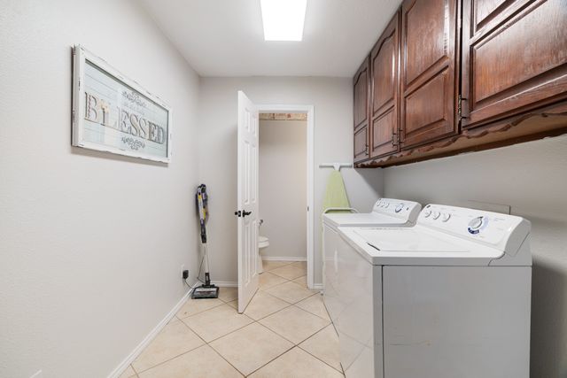 3035 Briarwood Drive, Paris, TX 75460