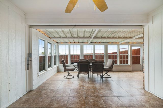 3035 Briarwood Drive, Paris, TX 75460