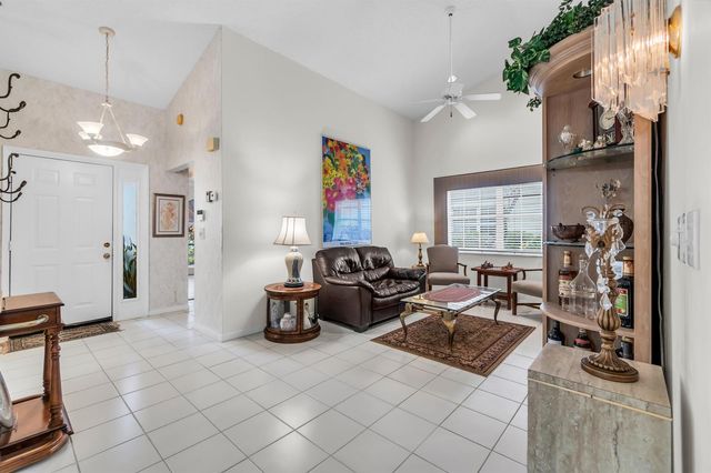 7773 Silver Lake Drive, Delray Beach, FL 33446