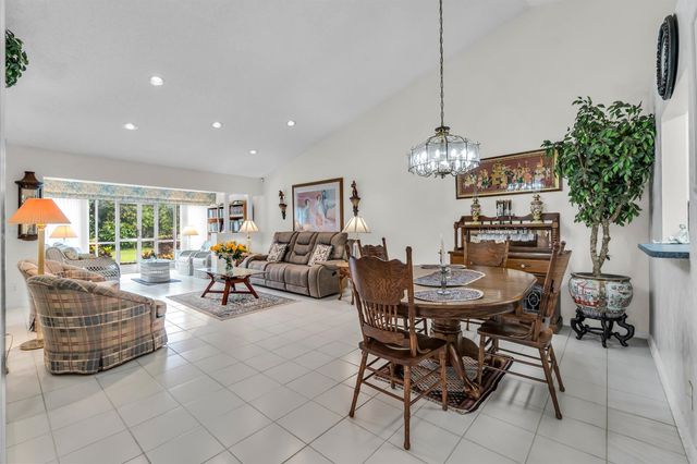 7773 Silver Lake Drive, Delray Beach, FL 33446