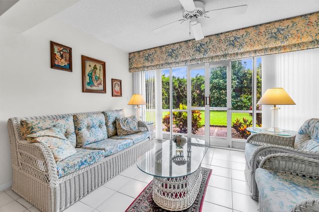 7773 Silver Lake Drive, Delray Beach, FL 33446