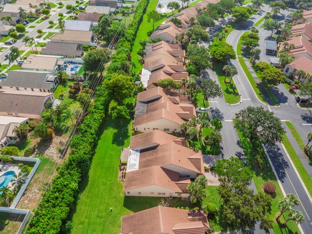 7773 Silver Lake Drive, Delray Beach, FL 33446