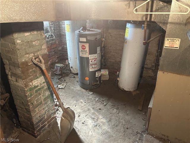 2190 E 69th Street, Cleveland, OH 44103