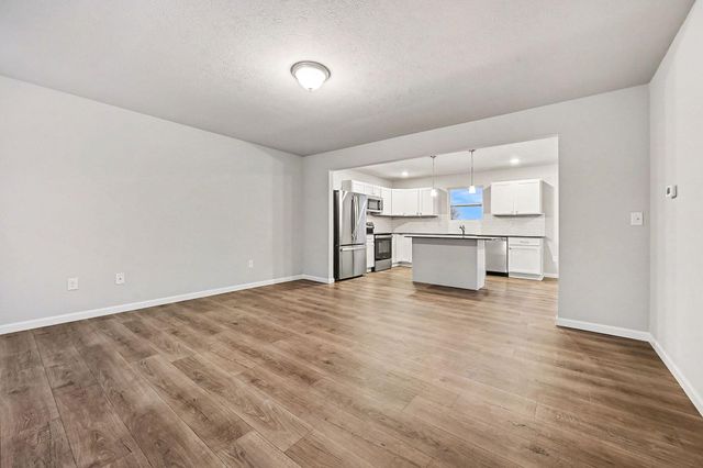 58802 Swenson Street, Mattawan Vllg, MI 49071