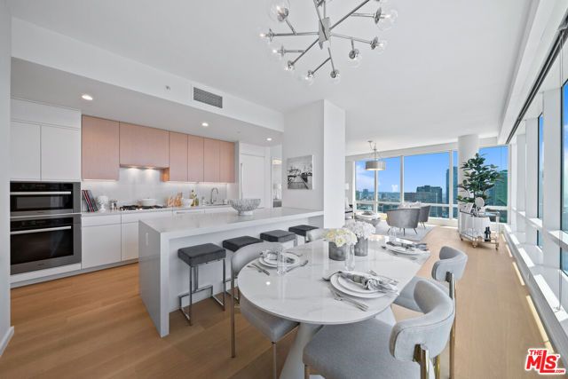 877 Francisco Street 2609, Los Angeles, CA 90017