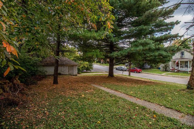 3850 Taft Avenue, Cincinnati, OH 45211