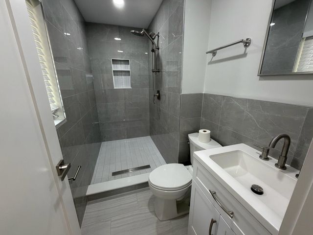 18081 SE Country Club Drive 17-170, Jupiter, FL 33469