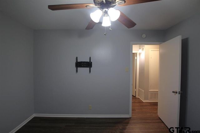 305 Lakeview St, Whitehouse, TX 75791