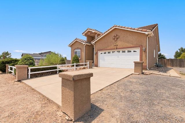 703 N Canvas Dr, Pueblo West, CO 81007