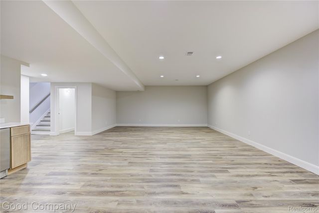 2533 N Vermont Avenue, Royal Oak, MI 48073