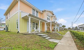 156 SANDY BEACH Lane, Atlantic Beach, FL 32233