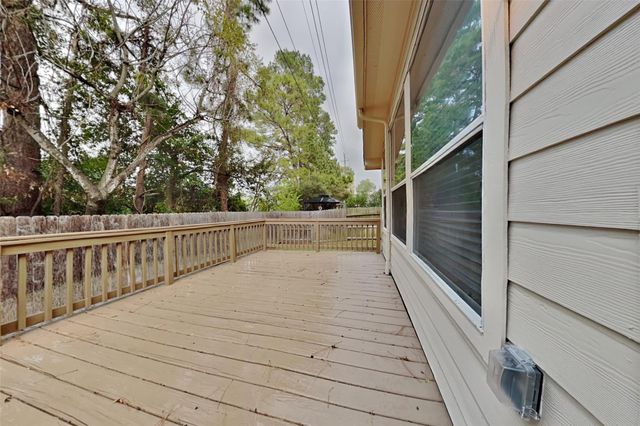 18730 Dempsey Oaks Drive, Humble, TX 77346