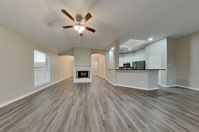 18730 Dempsey Oaks Drive, Humble, TX 77346