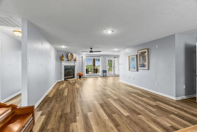 40 Pine Mountain Dr, Conway, AR 72034