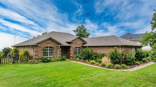 40 Pine Mountain Dr, Conway, AR 72034