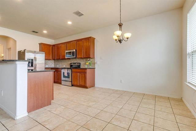 1320 Shelley Drive, Burleson, TX 76028