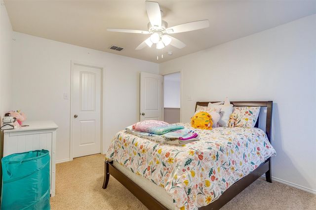 1320 Shelley Drive, Burleson, TX 76028