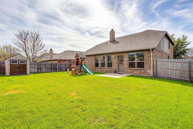1320 Shelley Drive, Burleson, TX 76028