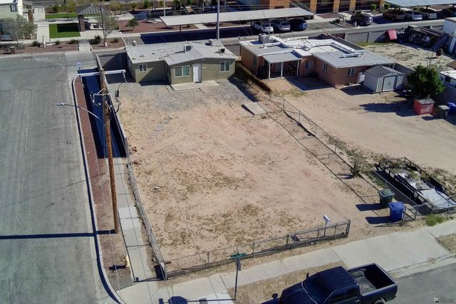 2105 S Walnut Ave, Yuma, AZ 85364