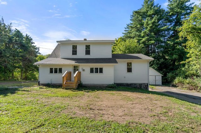 61 Pelham Rd, Amherst, MA 01002
