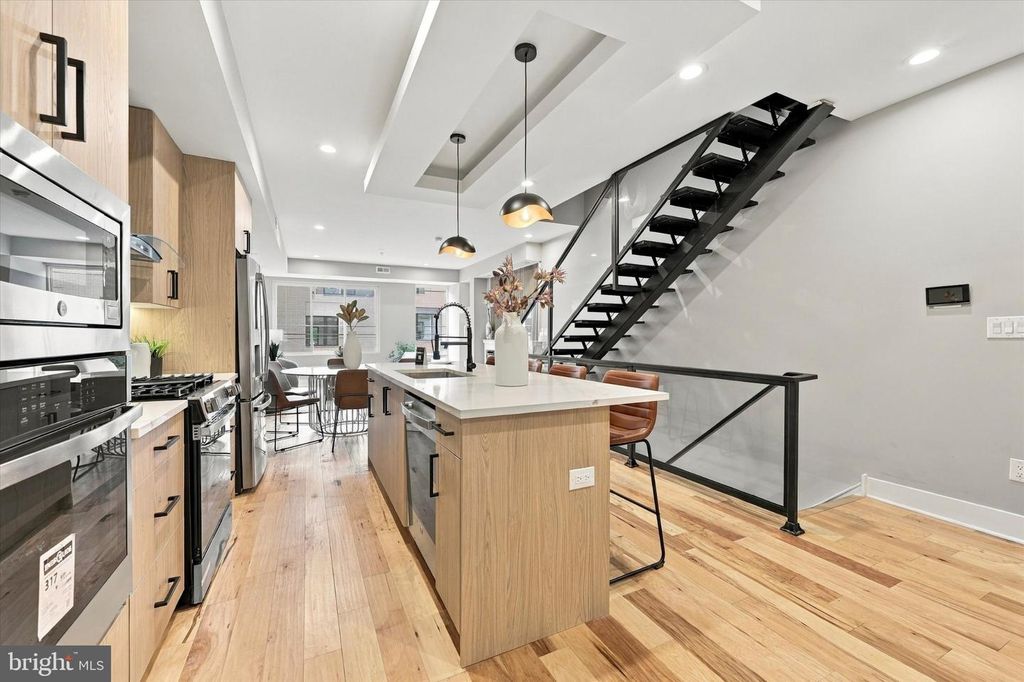 298A DELMAR ST, Philadelphia, PA 19128 — photo 5