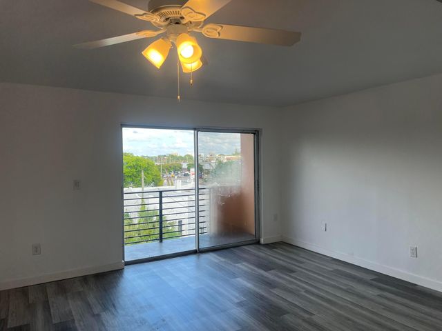 365 NE 125th Street 405, North Miami, FL 33161