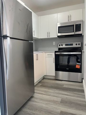 365 NE 125th Street 405, North Miami, FL 33161