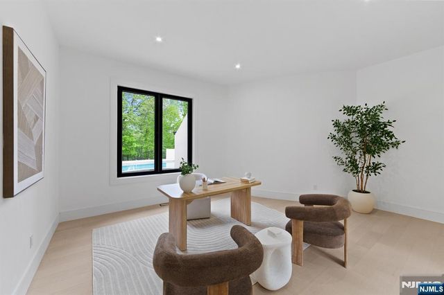 809 Shore Drive, Kinnelon Borough, NJ 07405