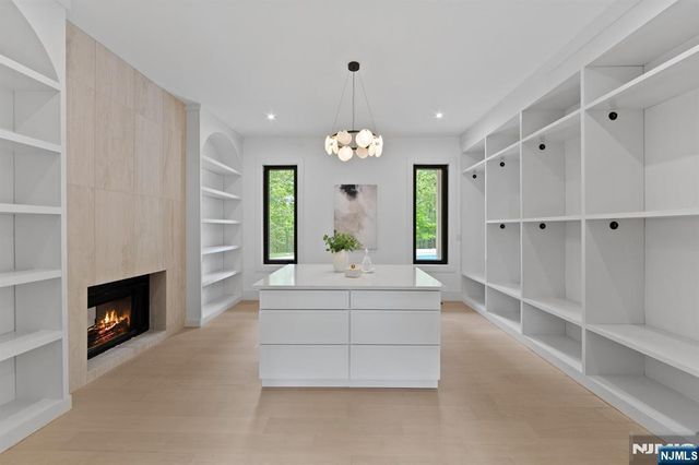 809 Shore Drive, Kinnelon Borough, NJ 07405
