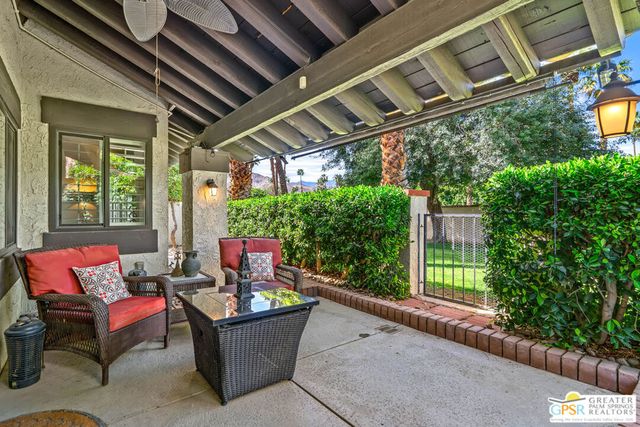 2 Calle Navarros, Rancho Mirage, CA 92270