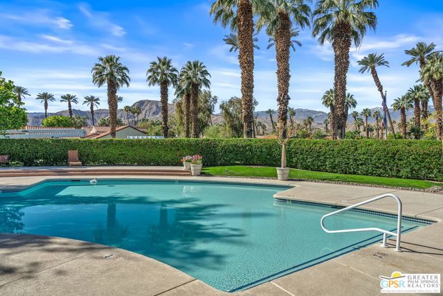 2 Calle Navarros, Rancho Mirage, CA 92270