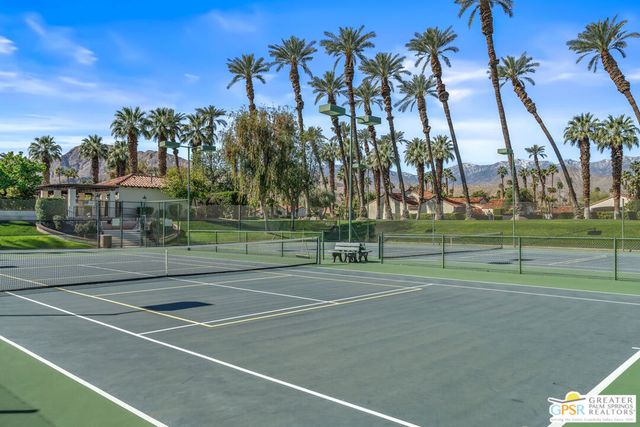 2 Calle Navarros, Rancho Mirage, CA 92270