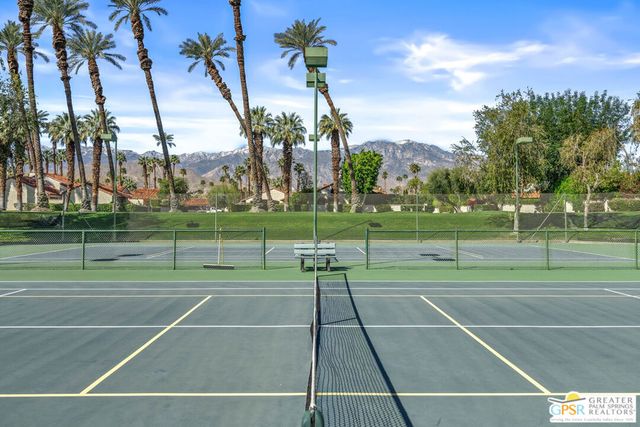 2 Calle Navarros, Rancho Mirage, CA 92270