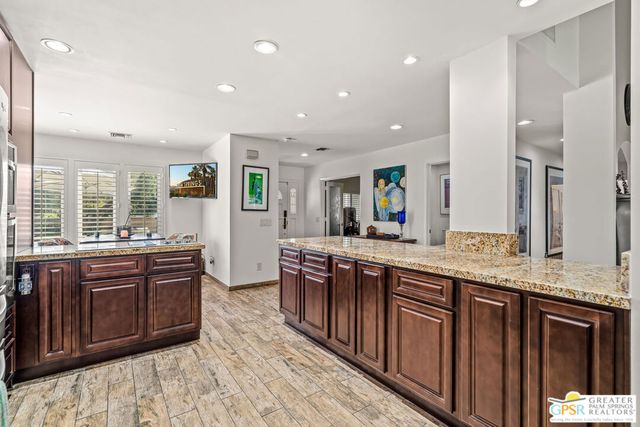 2 Calle Navarros, Rancho Mirage, CA 92270