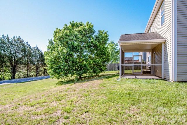 123 Kingsgate Court, Statesville, NC 28625
