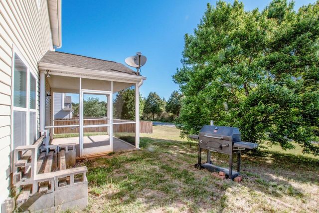 123 Kingsgate Court, Statesville, NC 28625
