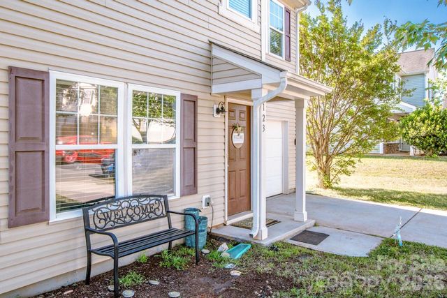 123 Kingsgate Court, Statesville, NC 28625