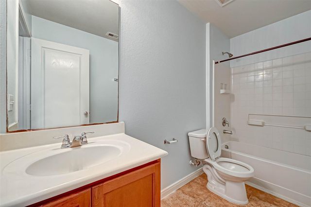 1830 Artem Court, Houston, TX 77051