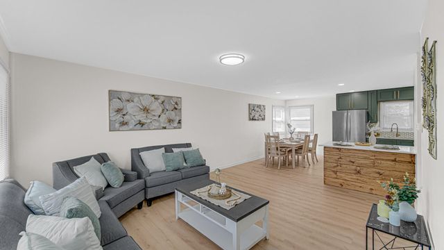 4440 E 13th Place, Gary, IN 46403