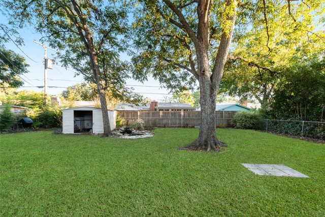 2813 Southgate Drive, Fort Worth, TX 76133