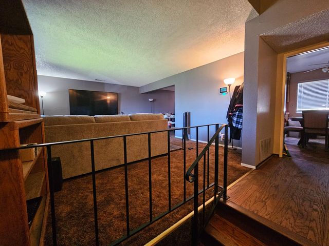 2943 Winston Dr, Stockton, CA 95209