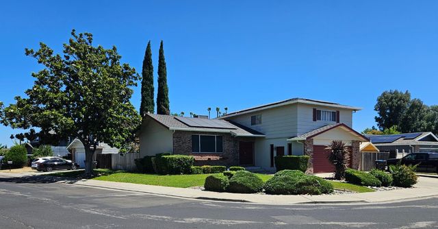 2943 Winston Dr, Stockton, CA 95209