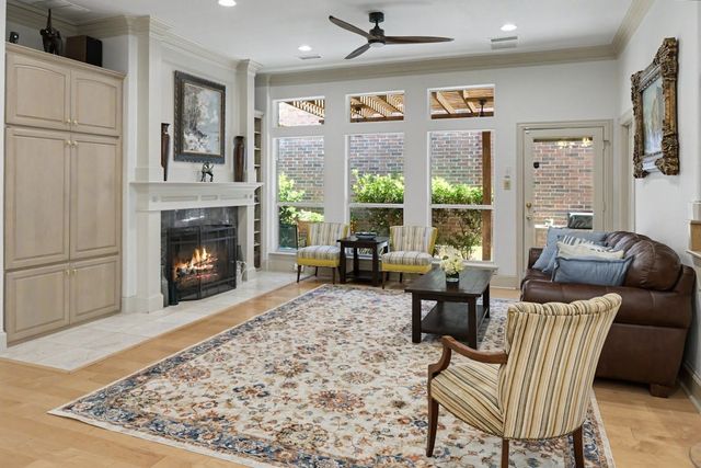 8623 Royalbrook Court, Dallas, TX 75243