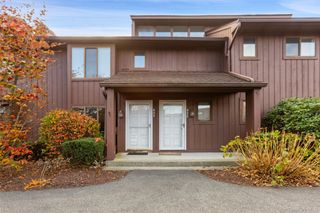 422 Panorama Drive 422, Mohegan Lake, NY 10547