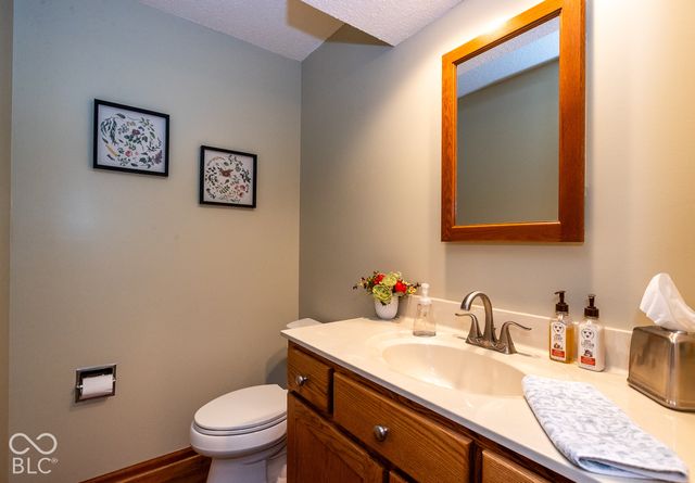4602 Aldersgate Drive, Carmel, IN 46033